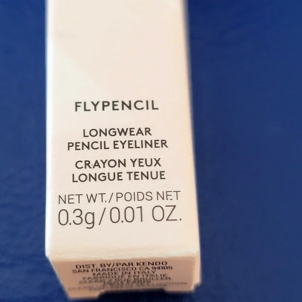 Fenty Beauty by Rihanna Flypencil Longwear Eye Liner in SPA'Getti Strapz